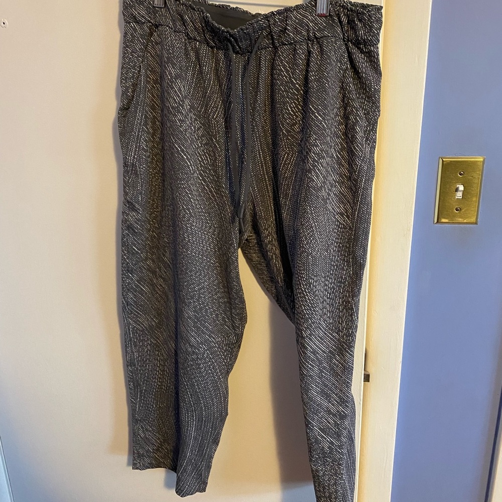 Lululemon stretch high rise pant 23”